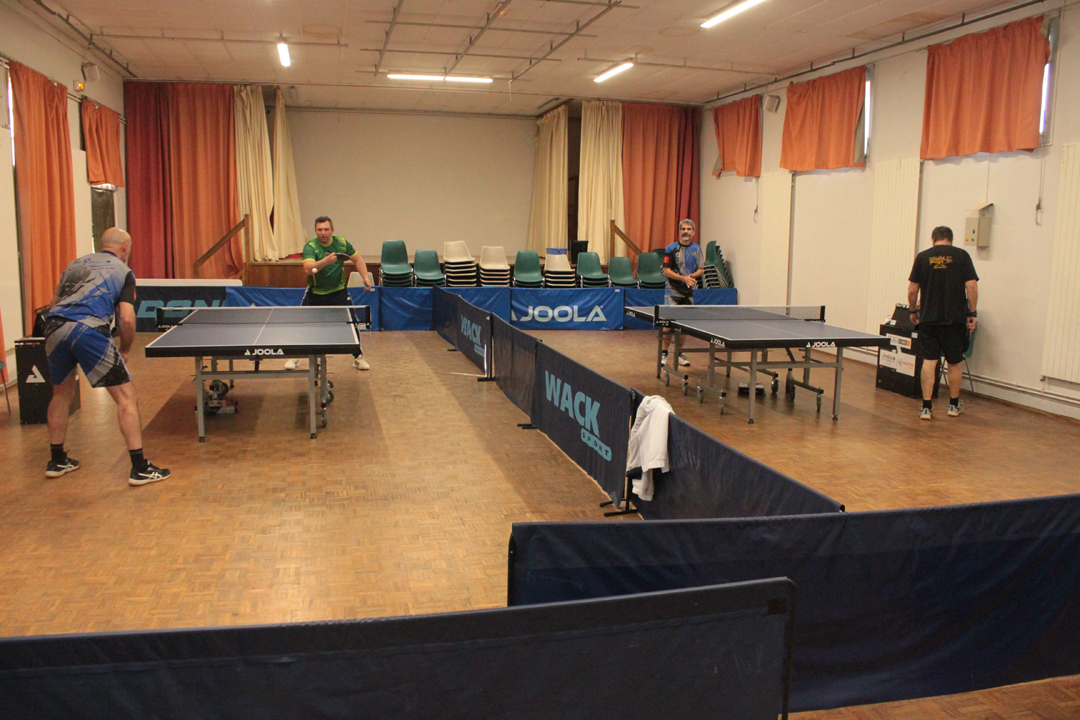 le PSTT2 frappe fort et prend la tête